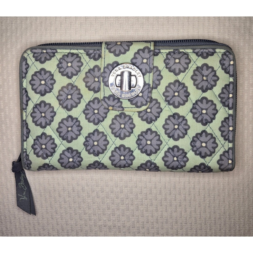 VERA BRADLEY  Silver Turnlock Wallet Clutch Nomadic Floral Retired Organizer EUC
